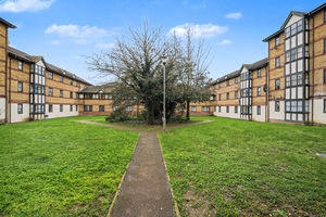 Photo 24- click for photo gallery